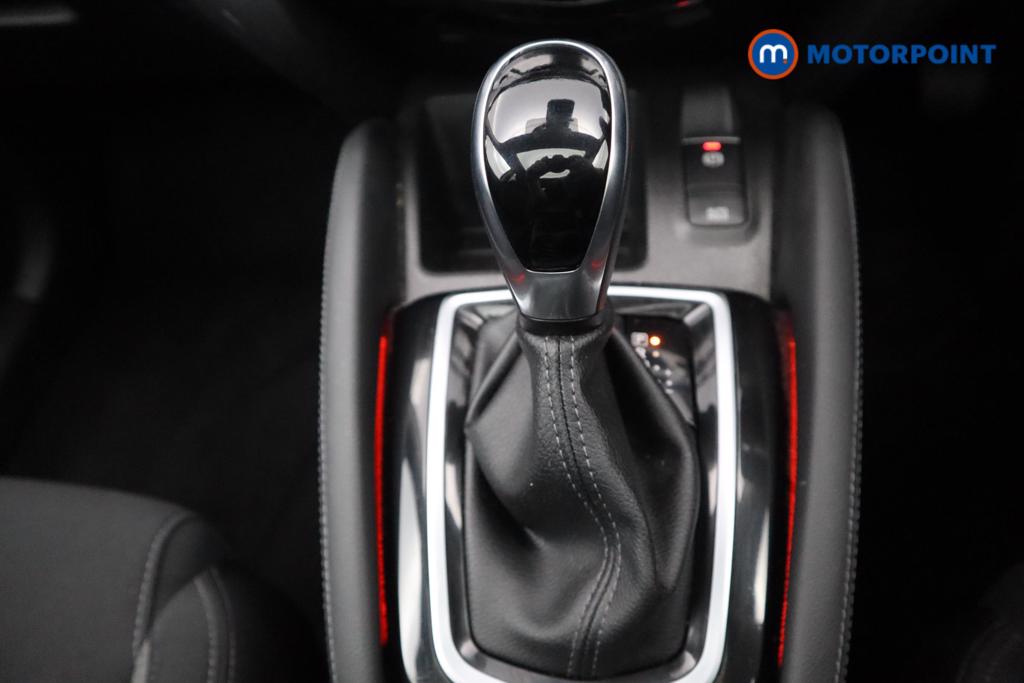 Nissan Qashqai N-Connecta Automatic Petrol SUV - Stock Number (1536104) - 7th supplementary image