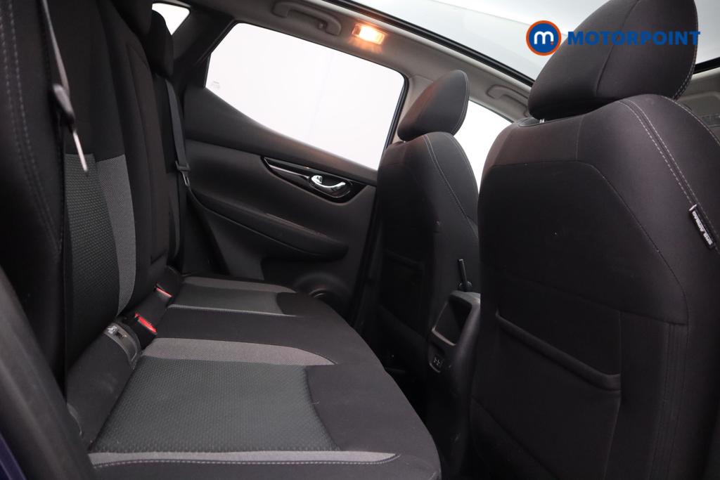 Nissan Qashqai N-Connecta Automatic Petrol SUV - Stock Number (1536104) - 9th supplementary image