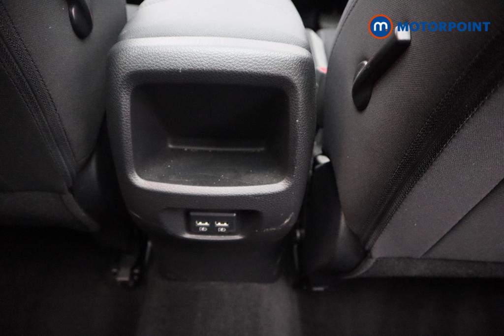 Nissan Qashqai N-Connecta Automatic Petrol SUV - Stock Number (1536104) - 21st supplementary image
