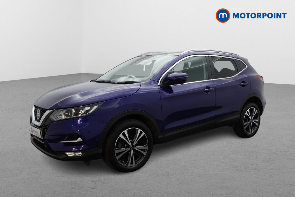 Nissan Qashqai N-Connecta Automatic Petrol SUV - Stock Number (1536104) - Passenger side front corner