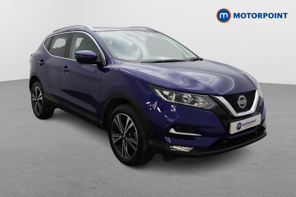 Nissan Qashqai N-Connecta Automatic Petrol SUV - Stock Number (1536104) - Drivers side front corner
