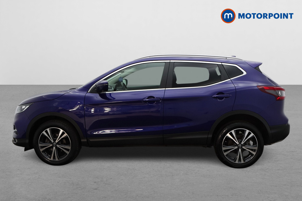 Nissan Qashqai N-Connecta Automatic Petrol SUV - Stock Number (1536104) - Passenger side