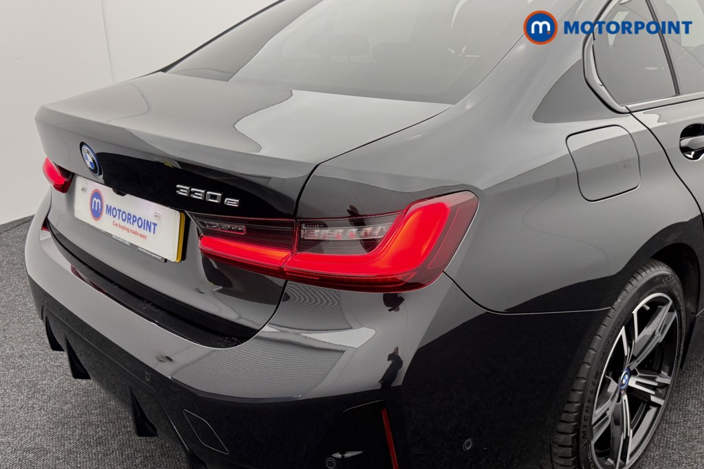 BMW 3 Series M Sport Automatic Petrol Plug-In Hybrid Saloon - Stock Number (1536233) - 26th supplementary image