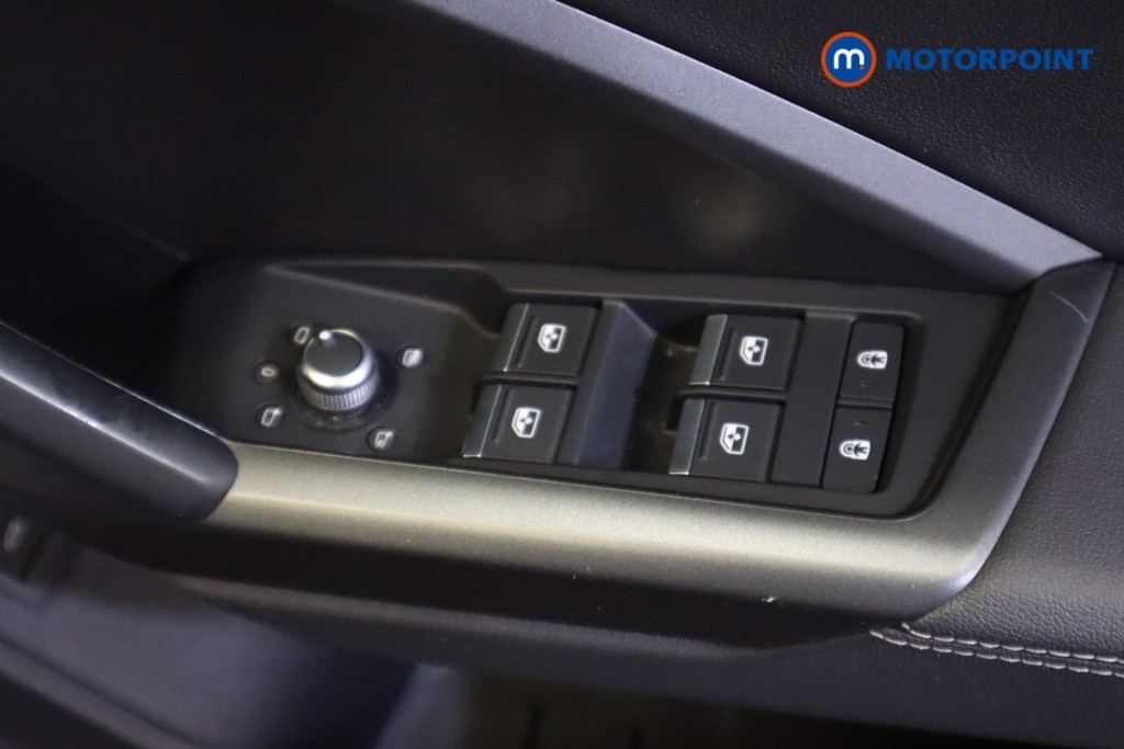 Audi Q3 S Line Automatic Petrol SUV - Stock Number (1536632) - 7th supplementary image