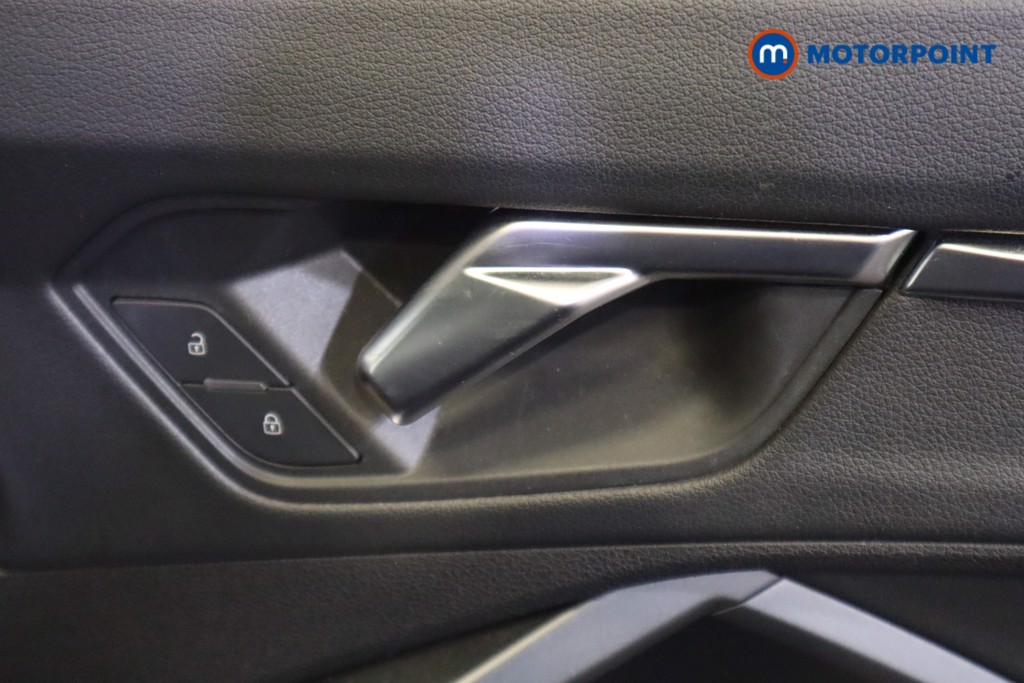 Audi Q3 S Line Automatic Petrol SUV - Stock Number (1536632) - 8th supplementary image