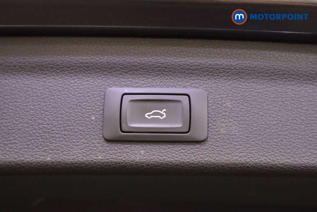 Audi Q3 S Line Automatic Petrol SUV - Stock Number (1536632) - 18th supplementary image