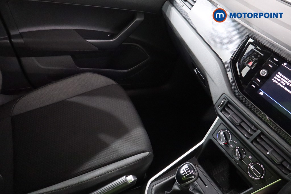 Volkswagen Taigo Life Manual Petrol SUV - Stock Number (1537040) - 16th supplementary image