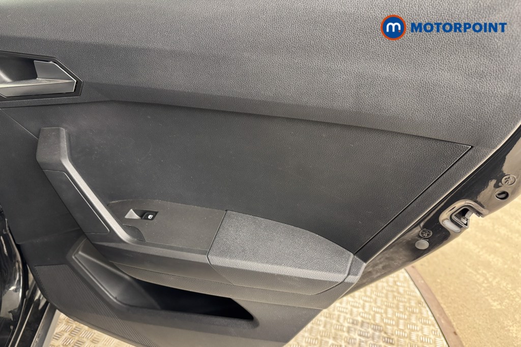 Seat Arona Xperience Manual Petrol SUV - Stock Number (1537319) - 16th supplementary image