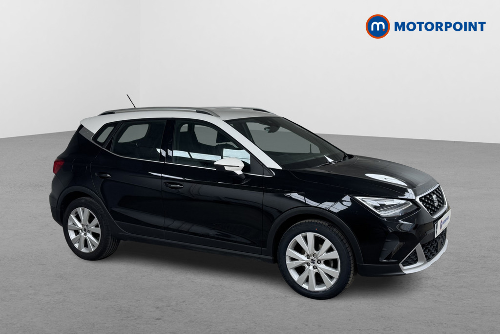 Seat Arona Xperience Manual Petrol SUV - Stock Number (1537319) - Drivers side front corner