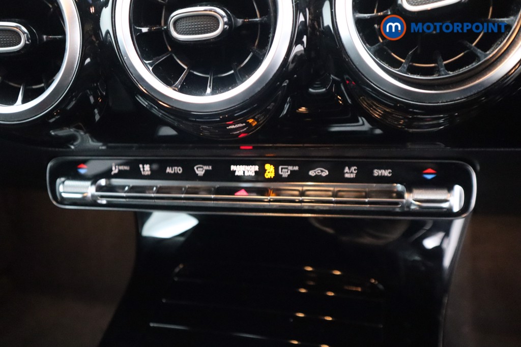 Mercedes-Benz A Class Amg Line Automatic Diesel Hatchback - Stock Number (1537675) - 10th supplementary image