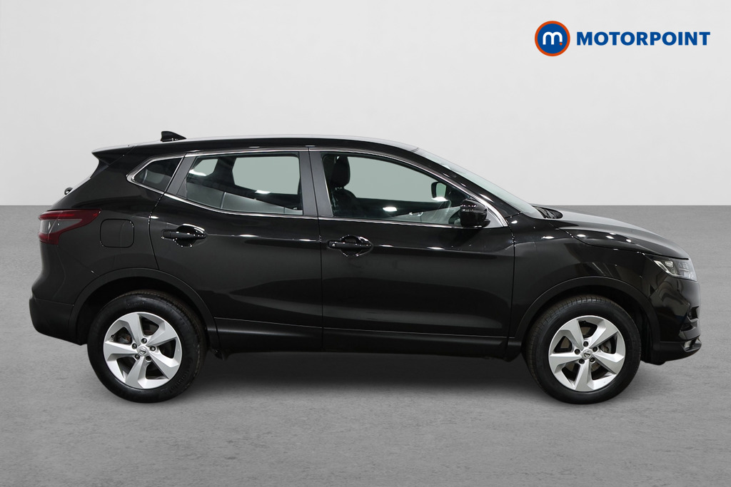 Nissan Qashqai Acenta Premium Automatic Petrol SUV - Stock Number (1537735) - Drivers side