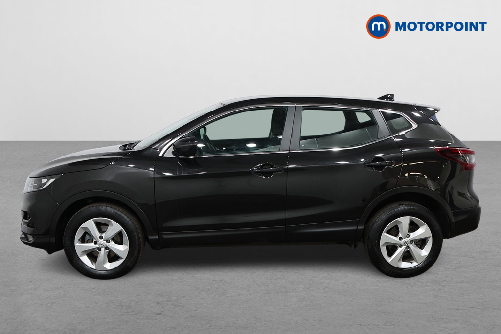 Nissan Qashqai Acenta Premium Automatic Petrol SUV - Stock Number (1537735) - Passenger side