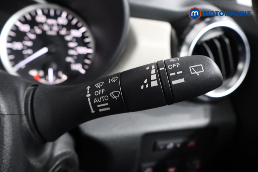 Nissan Micra Acenta Automatic Petrol Hatchback - Stock Number (1537899) - 9th supplementary image