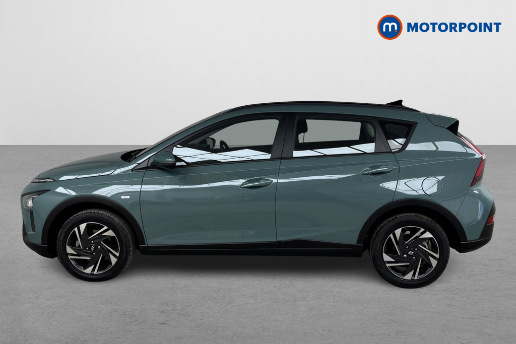 Hyundai Bayon Se Connect Automatic Petrol-Electric Hybrid SUV - Stock Number (1538568) - Passenger side