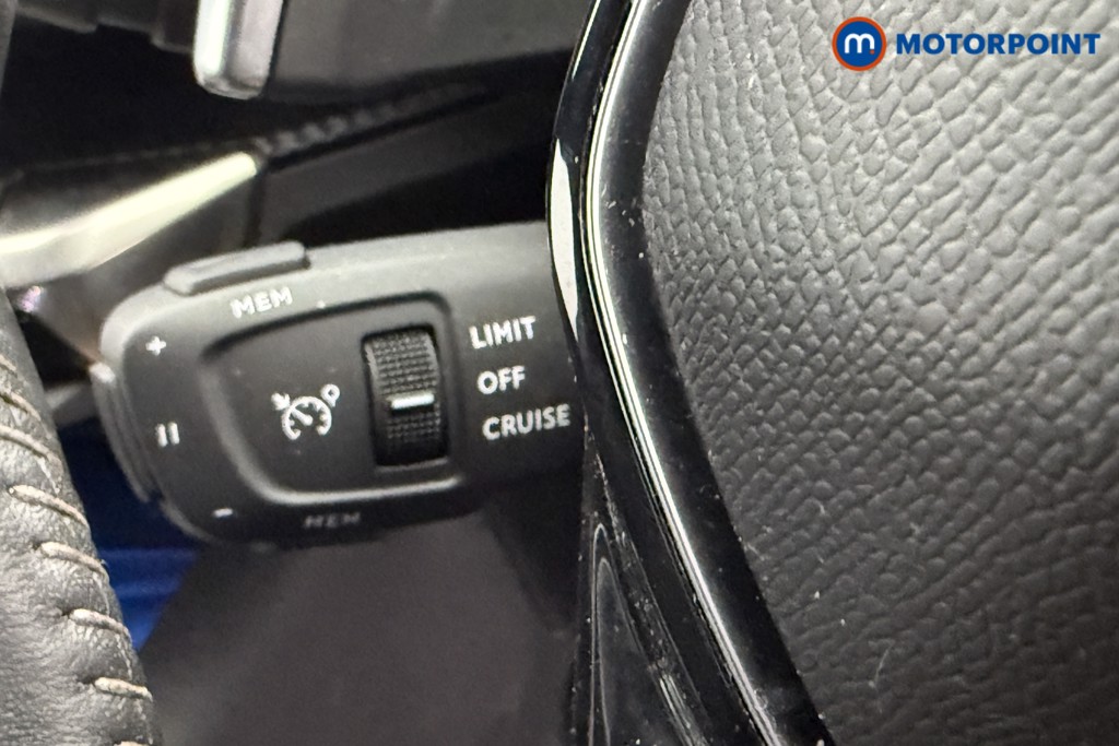 Peugeot 5008 Active Premium-Plus Automatic Diesel SUV - Stock Number (1538780) - 14th supplementary image