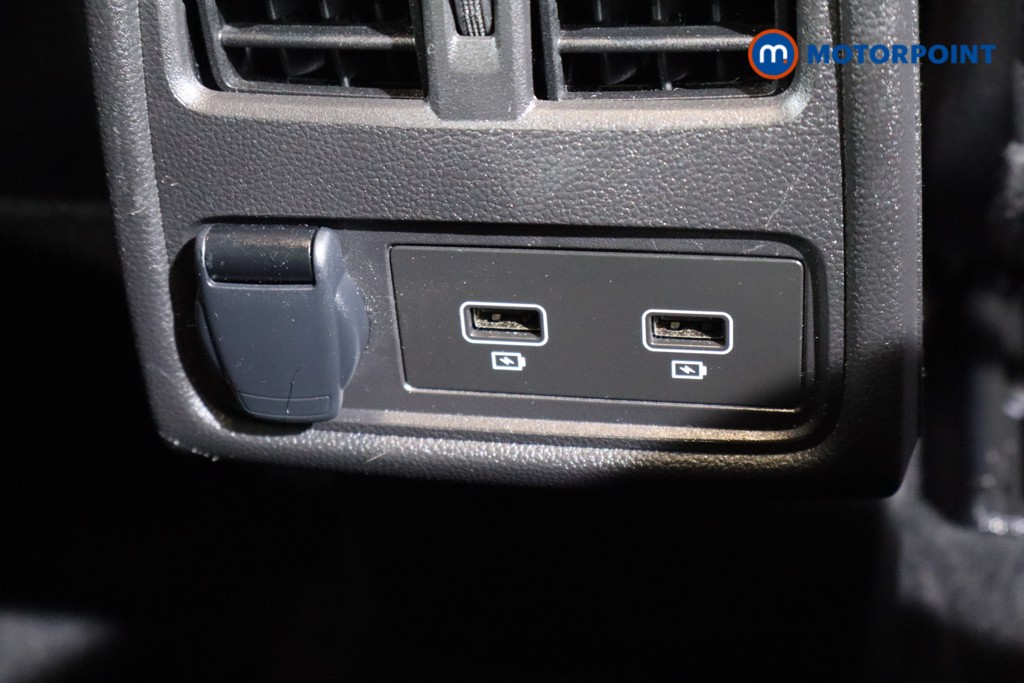 Renault Captur Techno Manual Petrol SUV - Stock Number (1539344) - 13th supplementary image
