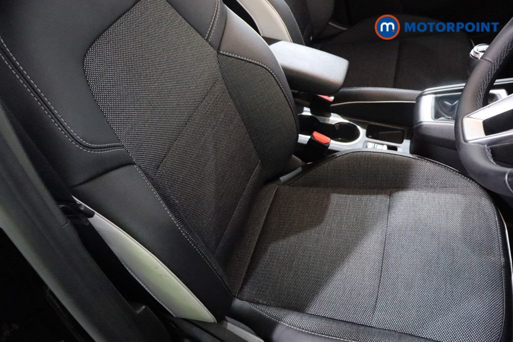 Renault Captur Techno Manual Petrol SUV - Stock Number (1539344) - 26th supplementary image
