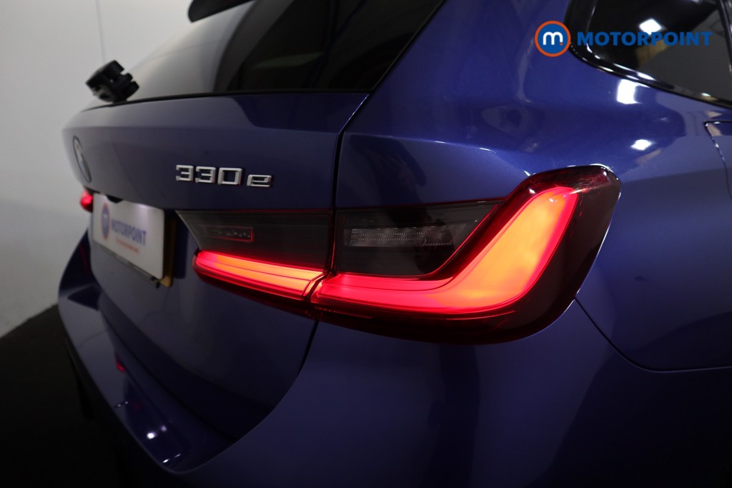 BMW 3 Series M Sport Automatic Petrol Plug-In Hybrid Estate - Stock Number (1540132) - 25th supplementary image