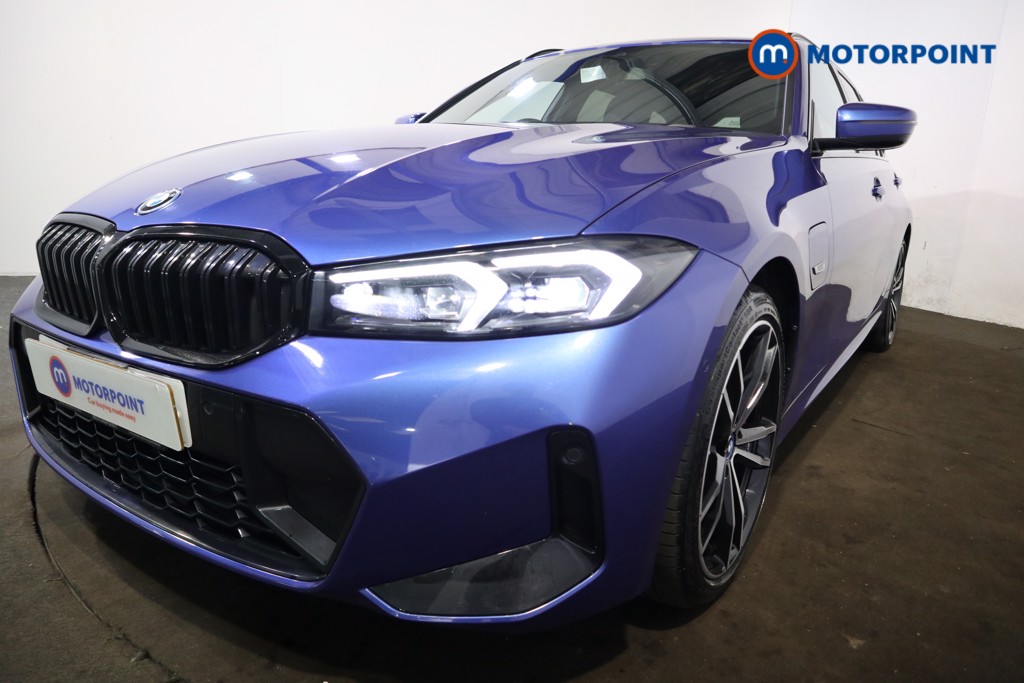 BMW 3 Series M Sport Automatic Petrol Plug-In Hybrid Estate - Stock Number (1540132) - 29th supplementary image