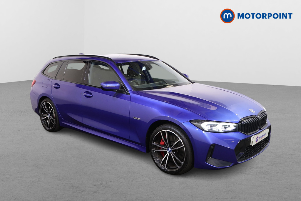 BMW 3 Series M Sport Automatic Petrol Plug-In Hybrid Estate - Stock Number (1540132) - Drivers side front corner