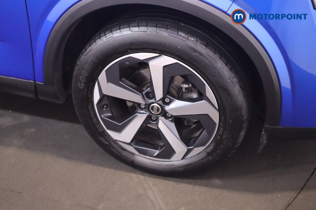 Nissan Qashqai N-Connecta Manual Petrol SUV - Stock Number (1540226) - 19th supplementary image