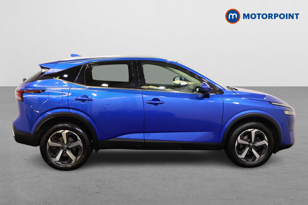Nissan Qashqai N-Connecta Manual Petrol SUV - Stock Number (1540226) - Drivers side