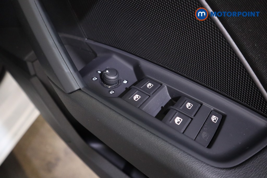 Audi A3 Technik Automatic Petrol Hatchback - Stock Number (1540261) - 11th supplementary image