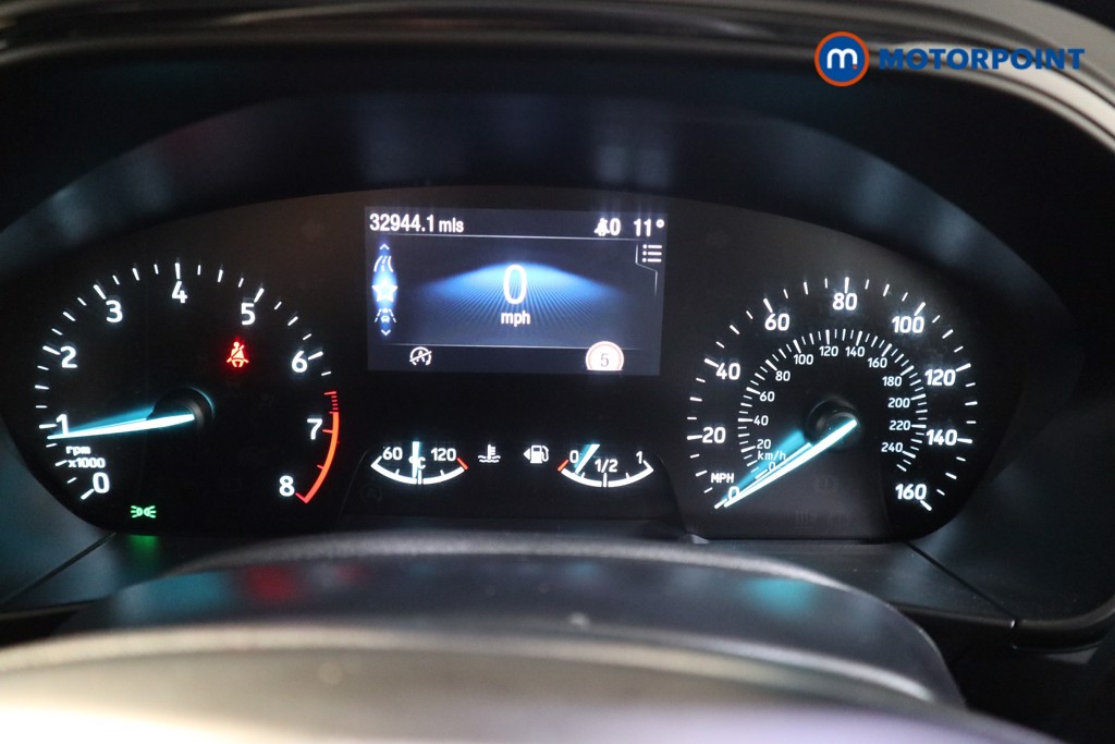 Ford Focus St-Line Edition Manual Petrol-Electric Hybrid Hatchback - Stock Number (1540407) - 5th supplementary image
