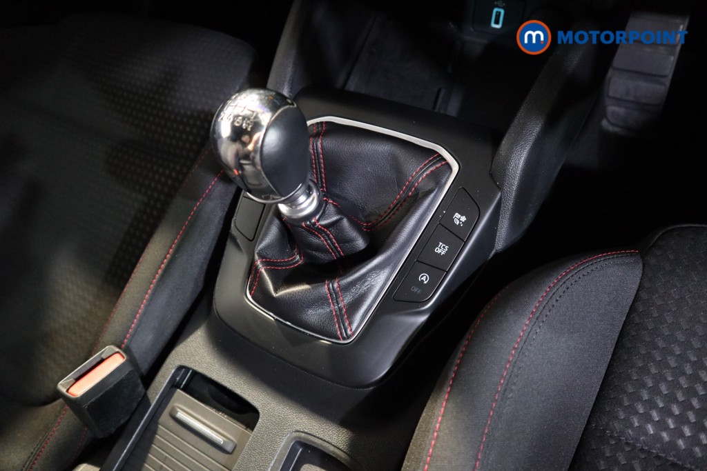 Ford Focus St-Line Edition Manual Petrol-Electric Hybrid Hatchback - Stock Number (1540407) - 8th supplementary image