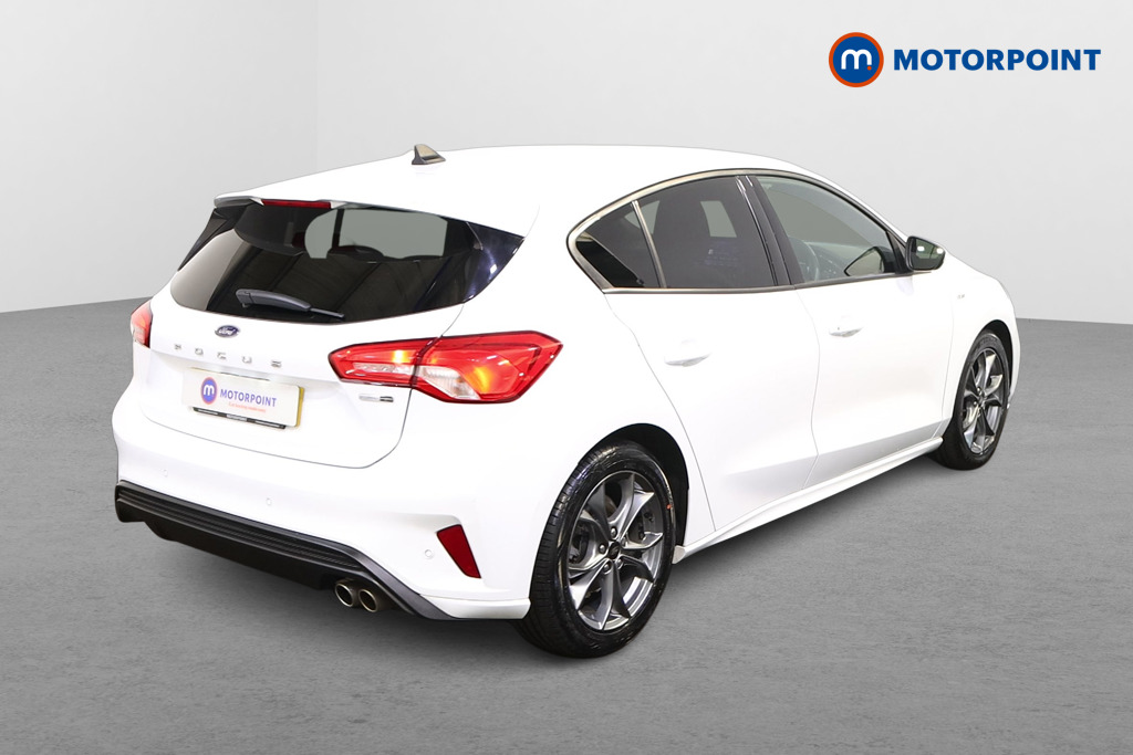 Ford Focus St-Line Edition Manual Petrol-Electric Hybrid Hatchback - Stock Number (1540407) - Drivers side rear corner