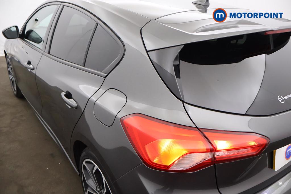 Ford Focus St-Line X Manual Petrol Hatchback - Stock Number (1540556) - 15th supplementary image