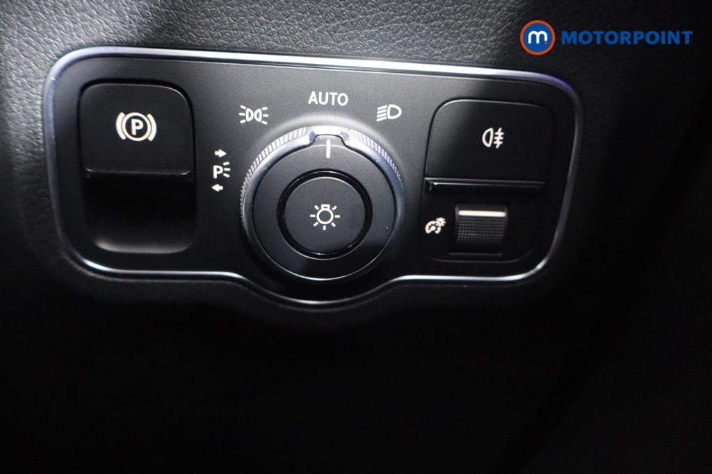 Mercedes-Benz B Class Amg Line Automatic Petrol Hatchback - Stock Number (1540737) - 10th supplementary image