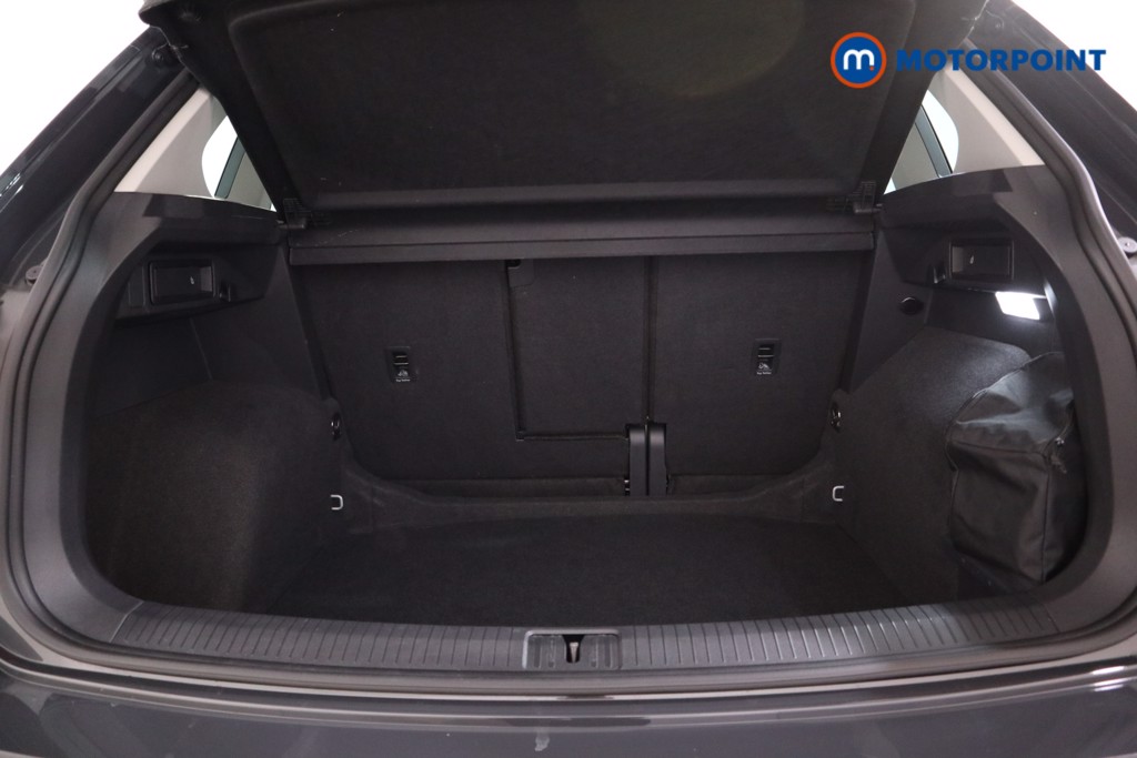 Volkswagen Tiguan Life Manual Petrol SUV - Stock Number (1540919) - 14th supplementary image