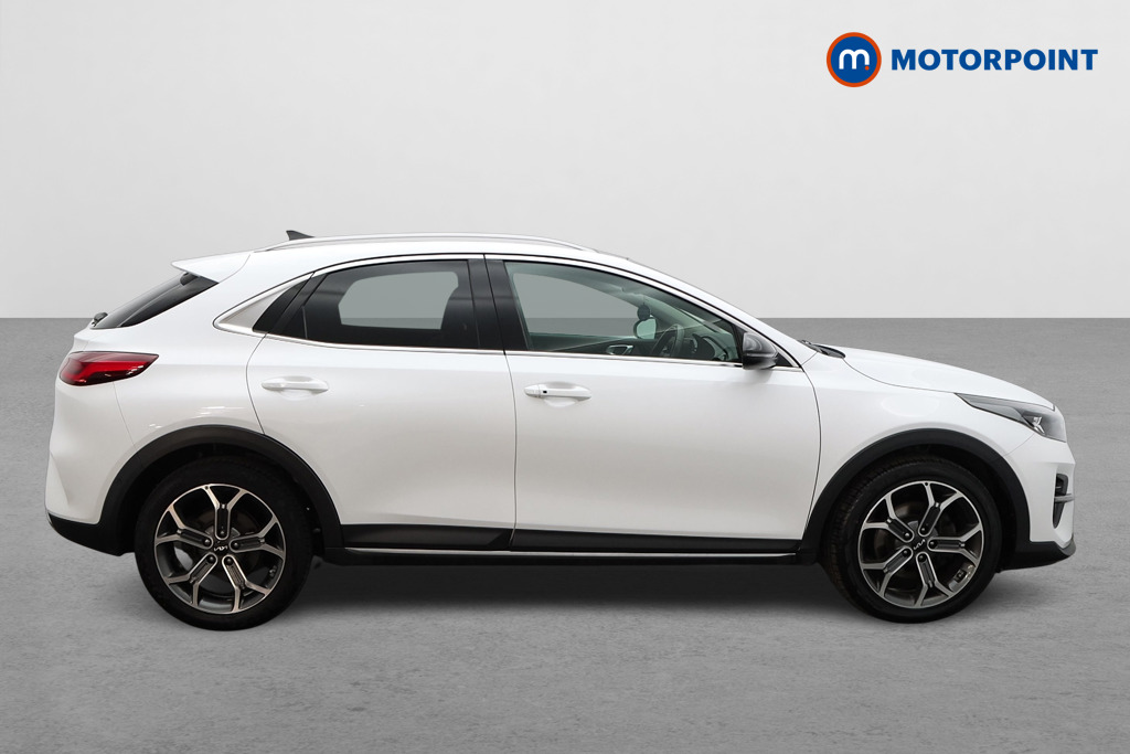 KIA Xceed 4 Manual Petrol Hatchback - Stock Number (1541190) - Drivers side