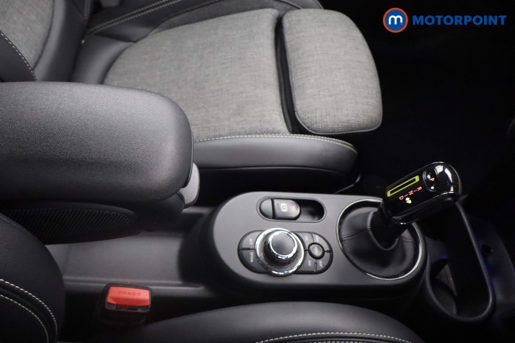 Mini Hatchback Cooper S Level 2 Automatic Electric Hatchback - Stock Number (1541339) - 7th supplementary image
