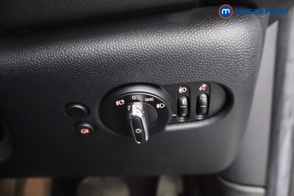 Mini Hatchback Cooper S Level 2 Automatic Electric Hatchback - Stock Number (1541339) - 12th supplementary image