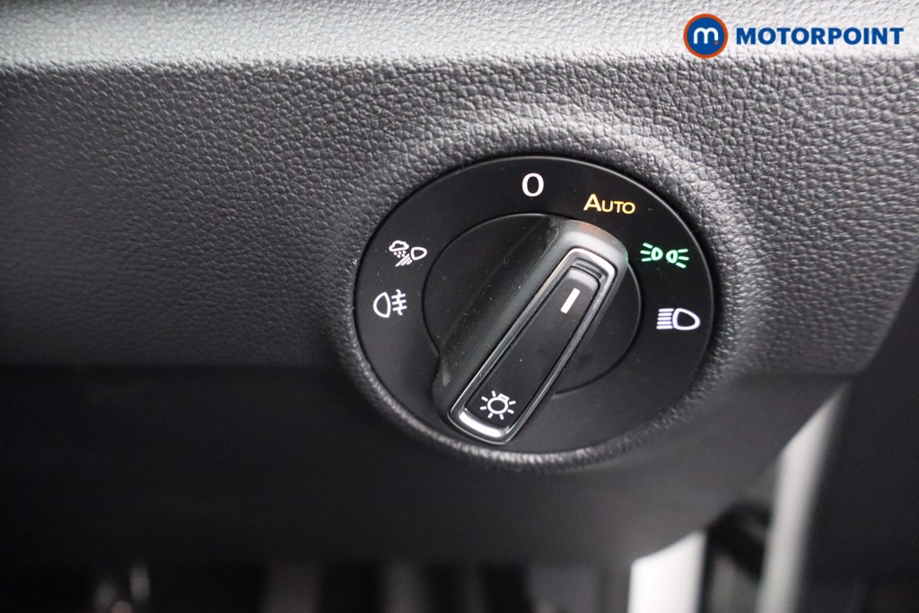 Volkswagen T-Roc Style Automatic Petrol SUV - Stock Number (1541584) - 12th supplementary image
