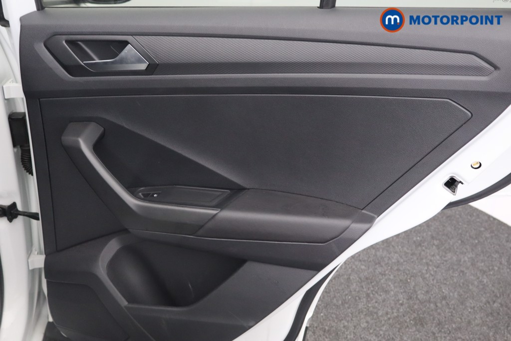 Volkswagen T-Roc Style Automatic Petrol SUV - Stock Number (1541584) - 16th supplementary image