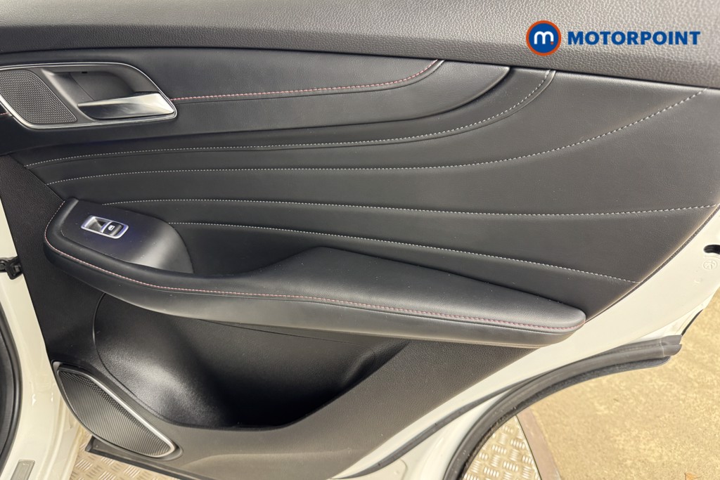 Mg Motor Uk HS Exclusive Automatic Petrol SUV - Stock Number (1541752) - 17th supplementary image