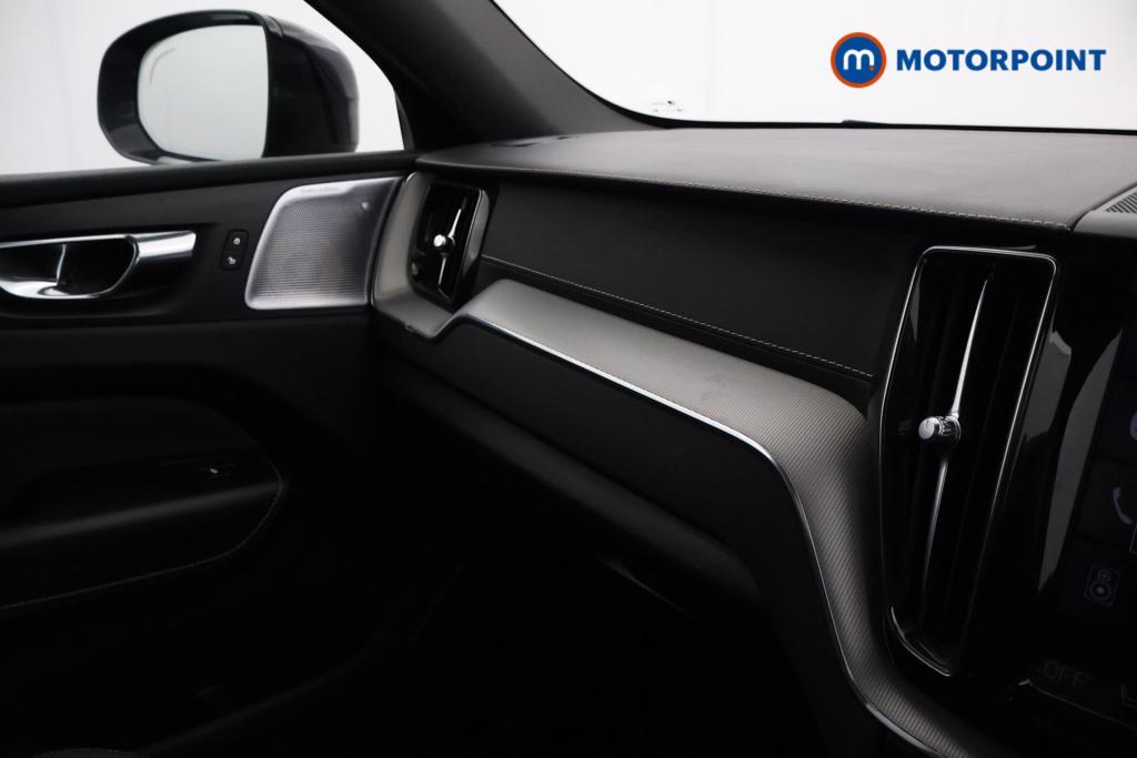 Volvo Xc60 R Design Pro Automatic Petrol SUV - Stock Number (1542000) - 7th supplementary image