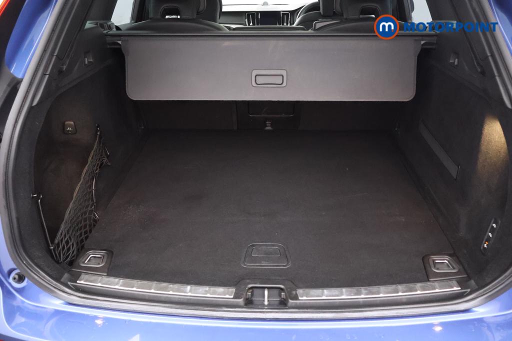 Volvo Xc60 R Design Pro Automatic Petrol SUV - Stock Number (1542000) - 13th supplementary image