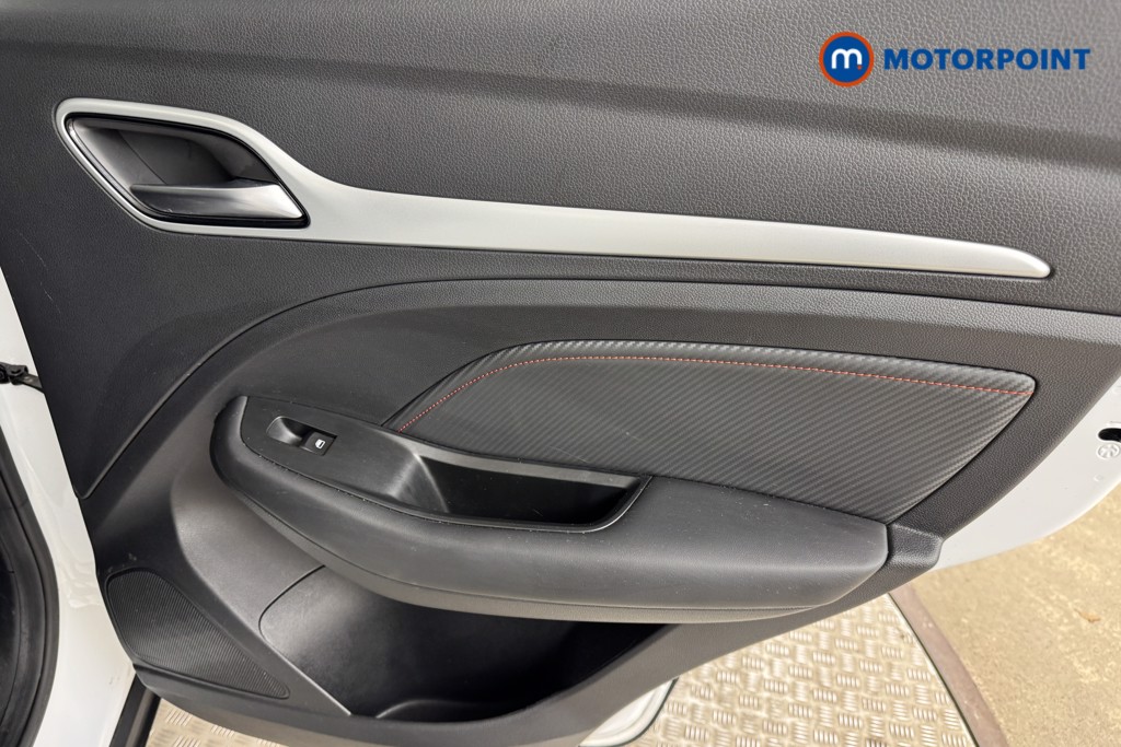 Mg Motor Uk ZS Exclusive Manual Petrol SUV - Stock Number (1542002) - 16th supplementary image