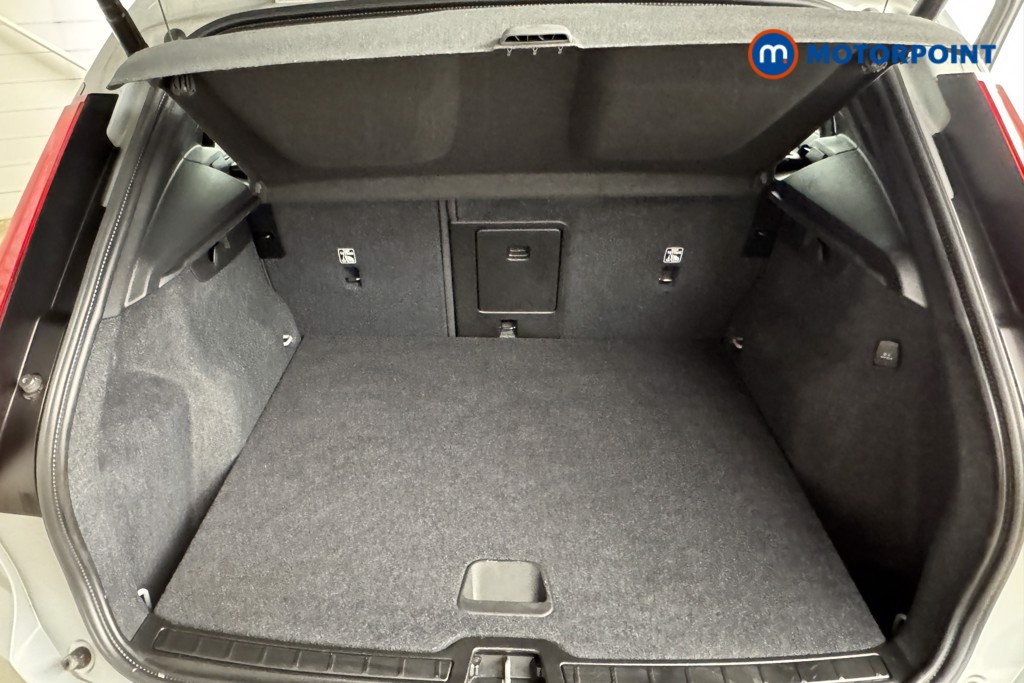 Volvo Xc40 Core Automatic Petrol SUV - Stock Number (1542144) - 3rd supplementary image