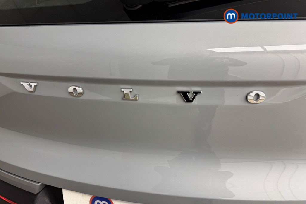 Volvo Xc40 Core Automatic Petrol SUV - Stock Number (1542144) - 21st supplementary image