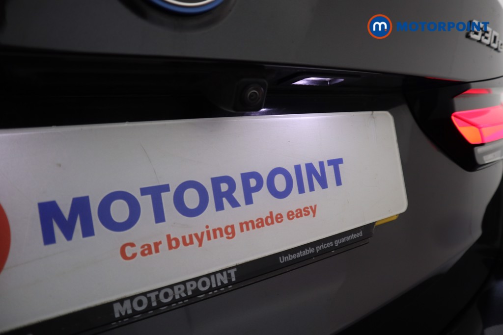 BMW 5 Series M Sport Automatic Petrol Plug-In Hybrid Estate - Stock Number (1542519) - 25th supplementary image