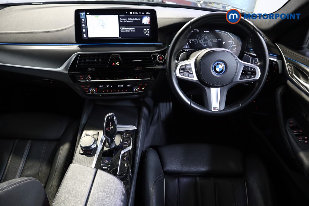 BMW 5 Series M Sport Automatic Petrol Plug-In Hybrid Estate - Stock Number (1542519) - 1st supplementary image
