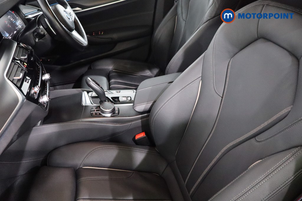 BMW 5 Series M Sport Automatic Petrol Plug-In Hybrid Estate - Stock Number (1542520) - 4th supplementary image
