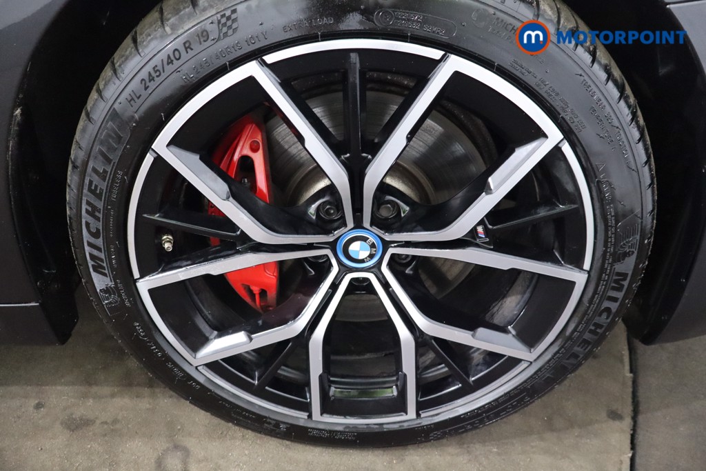 BMW 5 Series M Sport Automatic Petrol Plug-In Hybrid Estate - Stock Number (1542520) - 10th supplementary image