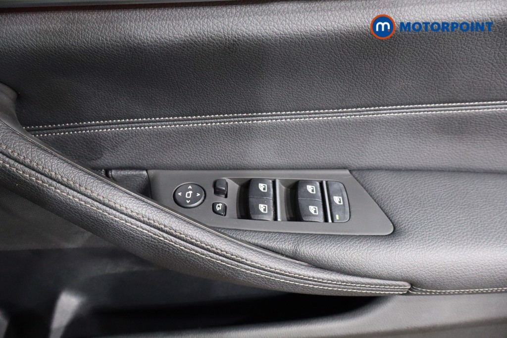 BMW 5 Series M Sport Automatic Petrol Plug-In Hybrid Estate - Stock Number (1542520) - 22nd supplementary image