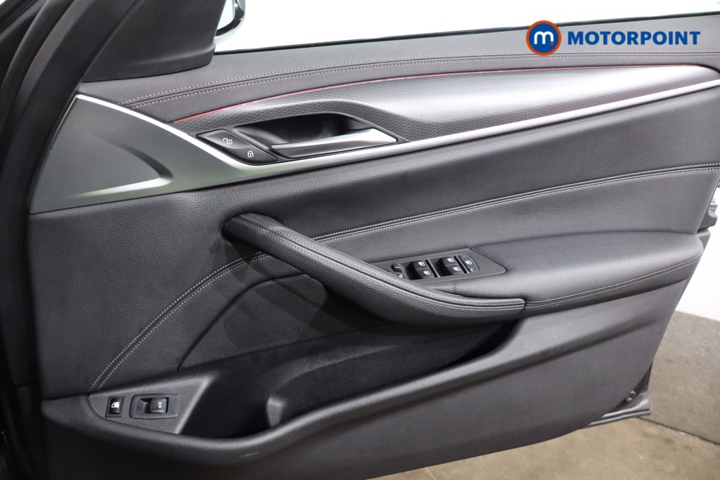 BMW 5 Series M Sport Automatic Petrol Plug-In Hybrid Estate - Stock Number (1542520) - 23rd supplementary image